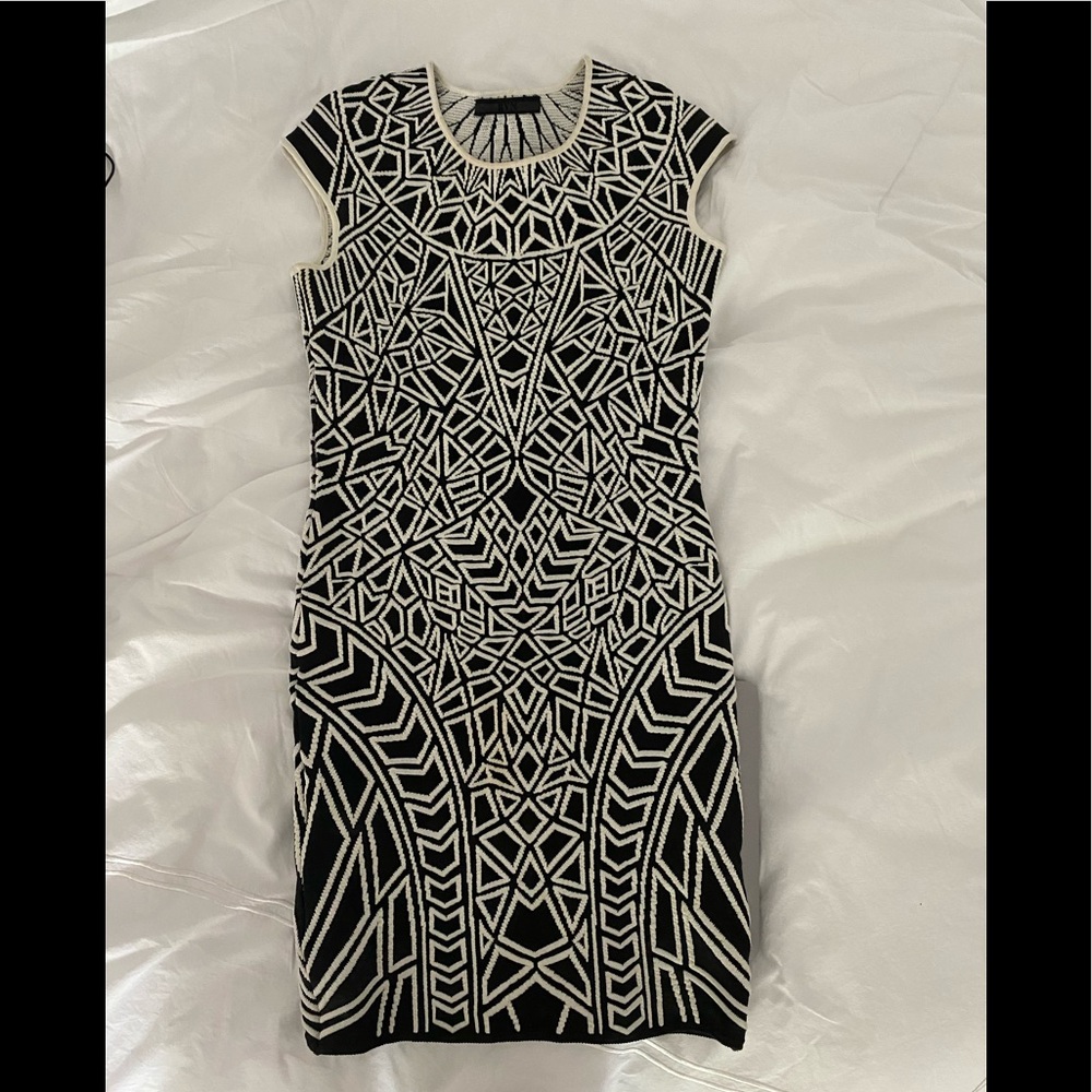 RVN black and white dress